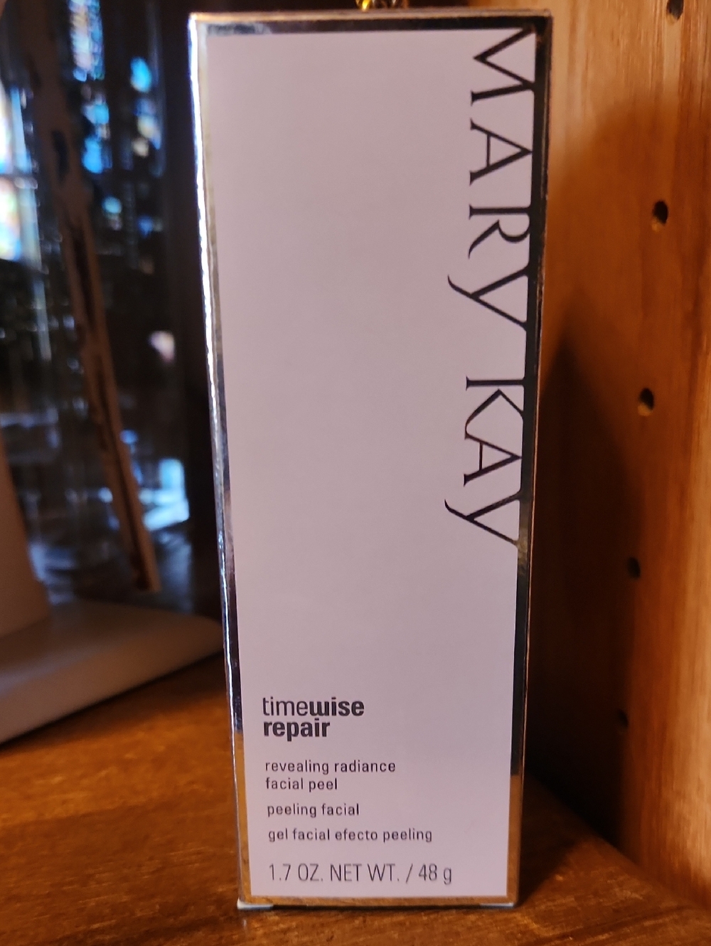 Mary Kay Timewise Repair Facial Peel - White & Silver Packaging